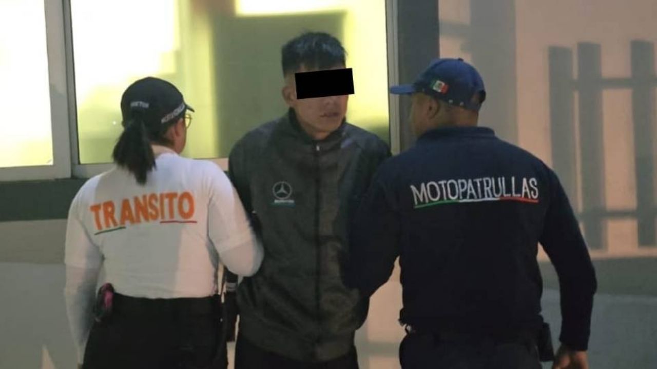 Arrestan a presunto asaltante de una barbería a mano armada tras persecución en Ecatepec