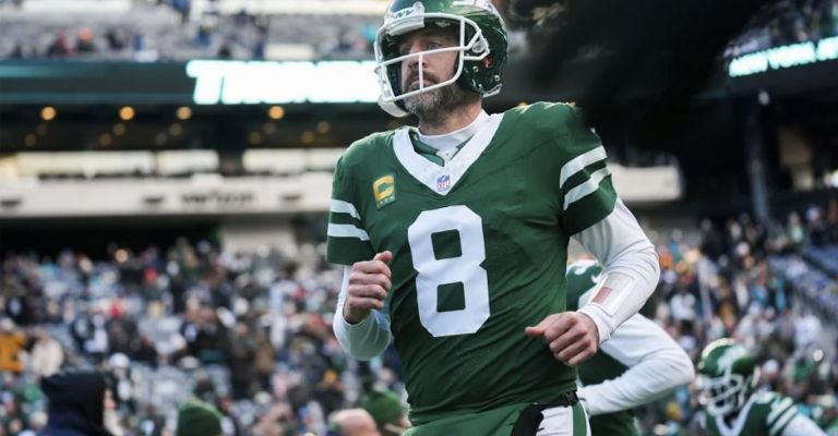 Rodgers sigue sin definir su futuro