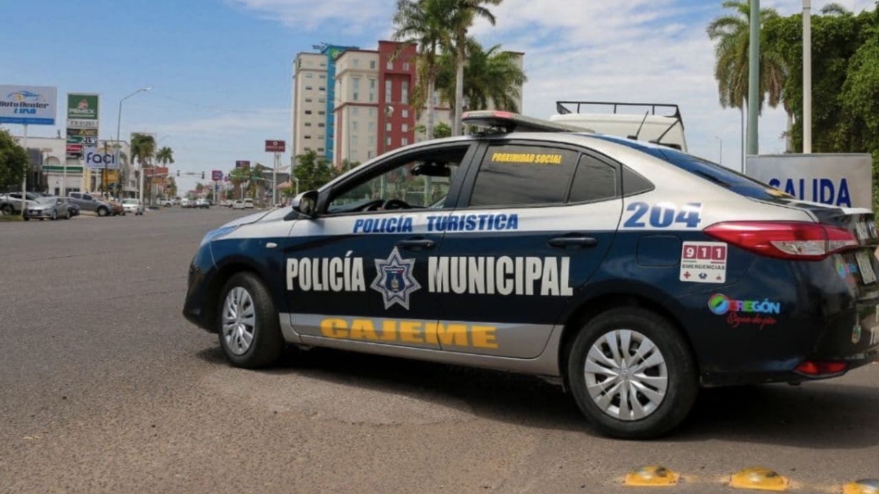 Jesús golpea con un tubo a su propio hermano; así lo detuvo la Policía en Ciudad Obregón