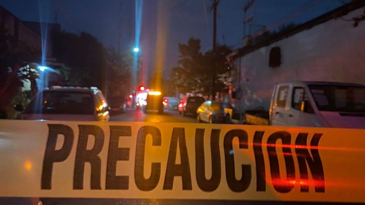 Hombre resulta herido tras ataque armado afuera de bar en el Centro de Monterrey