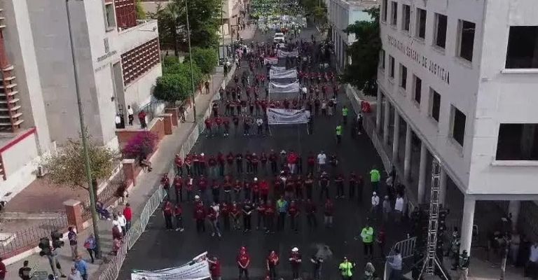 Burócratas sonorenses desfilaran en el Día del Trabajo