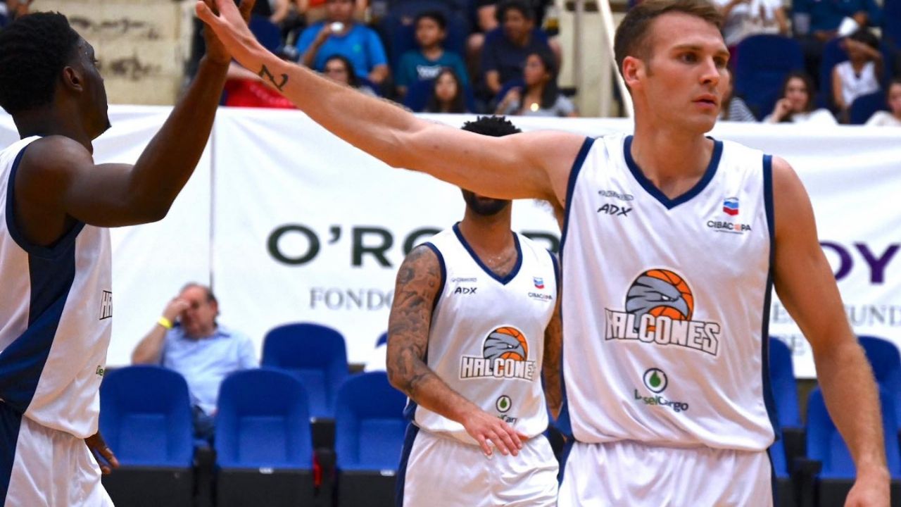 Choque por la cima del Cibacopa: Halcones de Obregón choca ante Los Ángeles de México