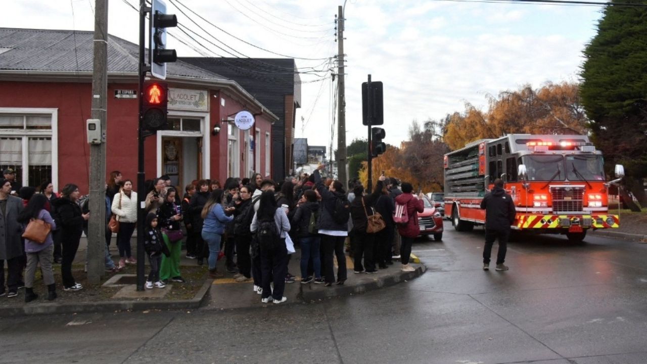 Terremoto cerca de Chile de 7.4 grados Richter, provoca alerta de Tsunami en atlántico sur