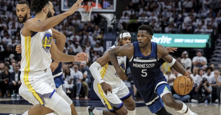 Los Timberwolves igualaron la serie ante Warriors