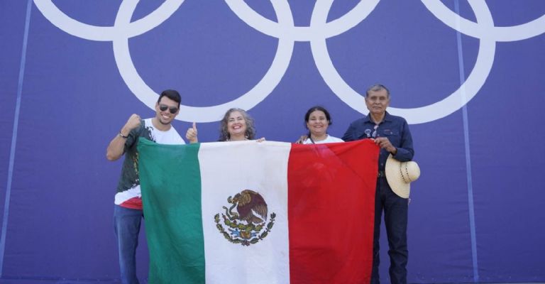 Elizabeth Trujillo orgullosa de Alejandra Valencia