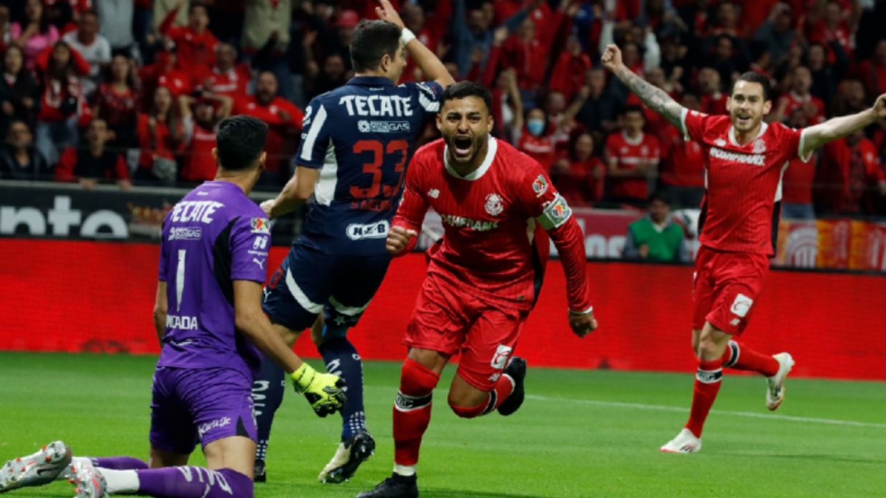 Los Rayados del Monterrey arden en el ‘infierno’ y el Toluca es semifinalista del Clausura 2025