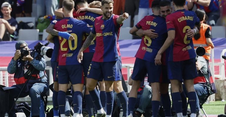 Los culés festejan una de su anotaciones