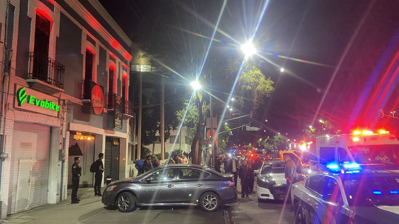CDMX: Sicarios irrumpen en bar de la Cuauhtémoc y desatan balacera; hay 2 muertos