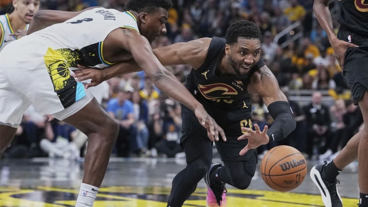 Donovan Mitchell, de Cavaliers es duda para el Juego 5 ante los Pacers