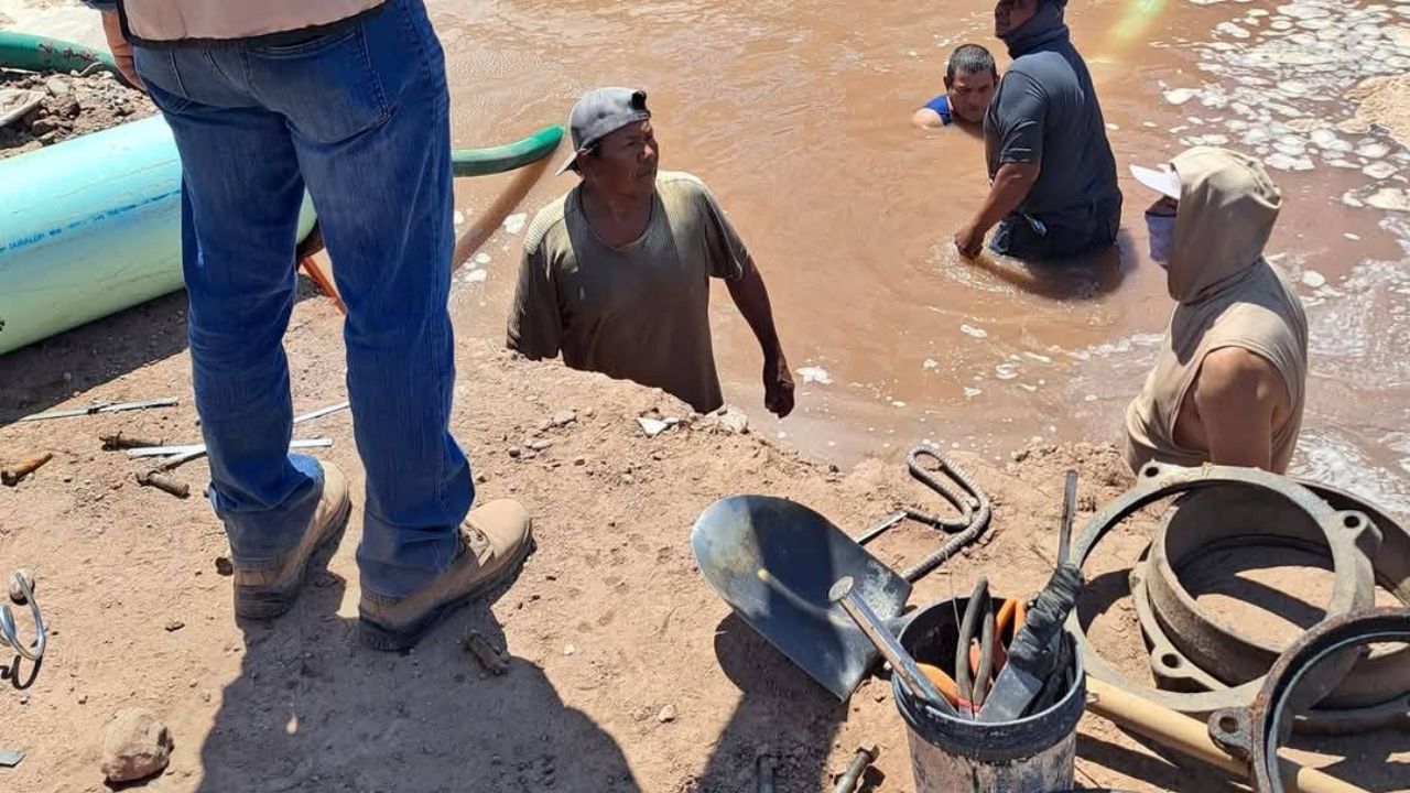 Fuga de agua deja al sector poniente de Navojoa sin servicio este lunes