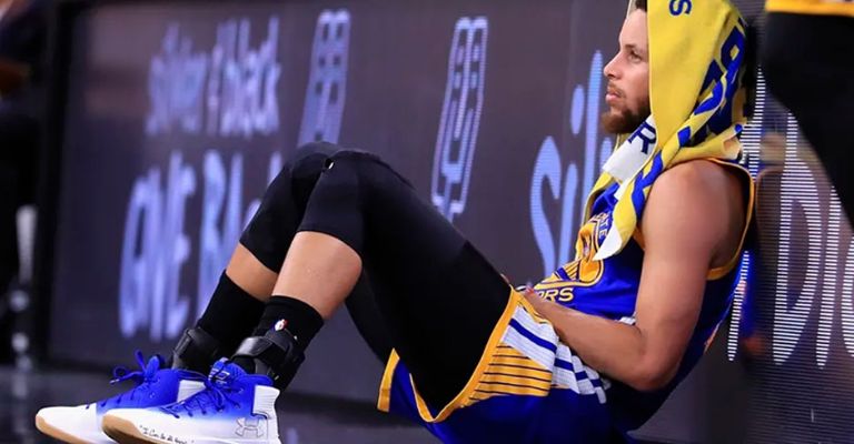 Curry está en duda para regresar a los playoffs