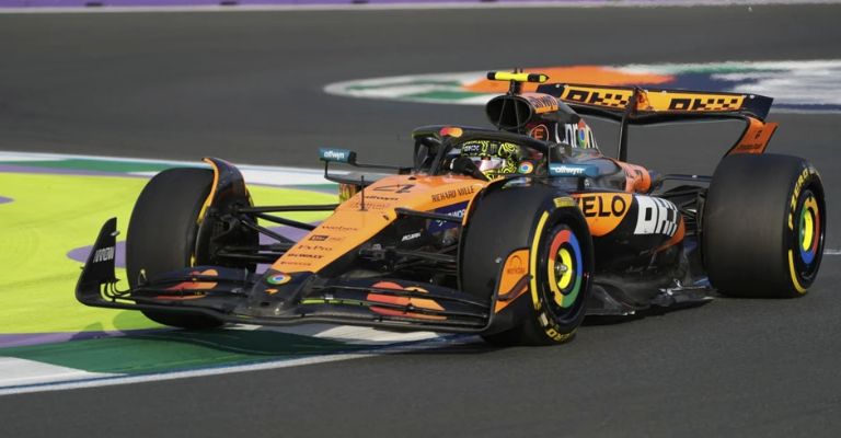 Los McLaren no pudieron ante el 'toro rojo'