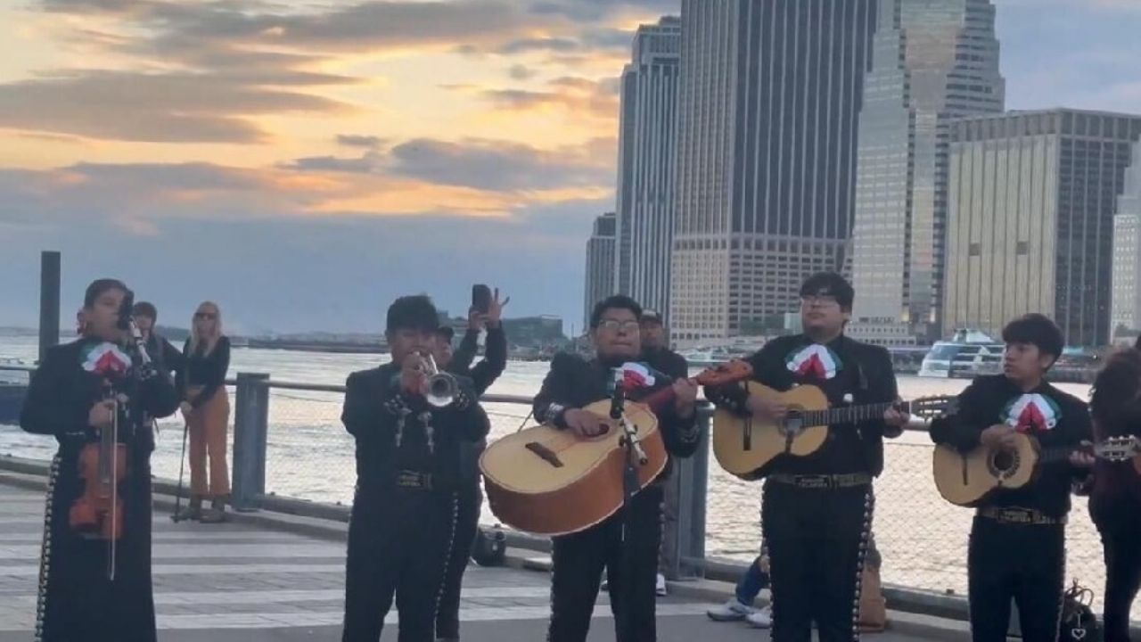 Morenistas realizarán vigilia en Puente Brooklyn como homenaje a los cadetes caídos