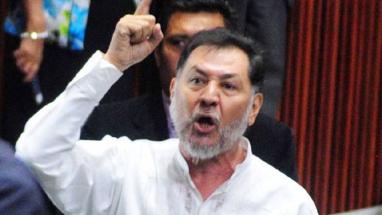 Noroña llama ‘carroñeros’ a opositores por lucrar con accidente de buque en Nueva York