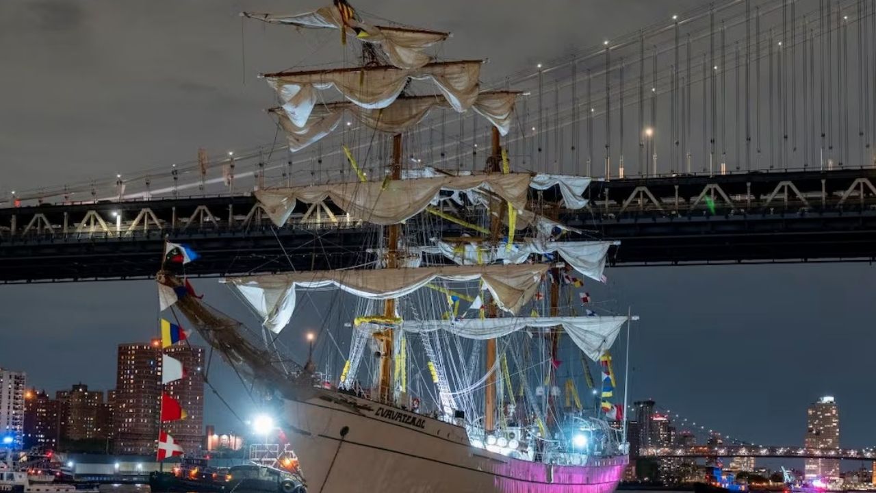 Piloto de Nueva York controlaba el Buque ‘Cuauhtémoc’ durante el choque, confirma Sheinbaum