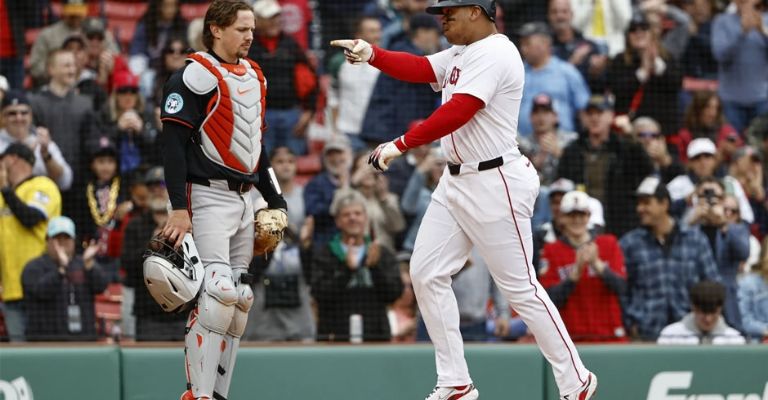 El dominicano también anotó tres carreras