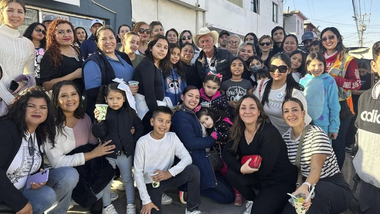 Se cumple 1 año de apoyar a abuelitos vendedores en calles de Ciudad Obregón