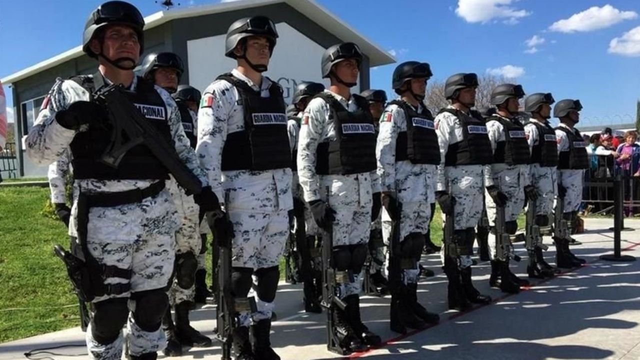 Detienen a 11 elementos de la Guardia Nacional por huachicoleo en ducto de Guanajuato