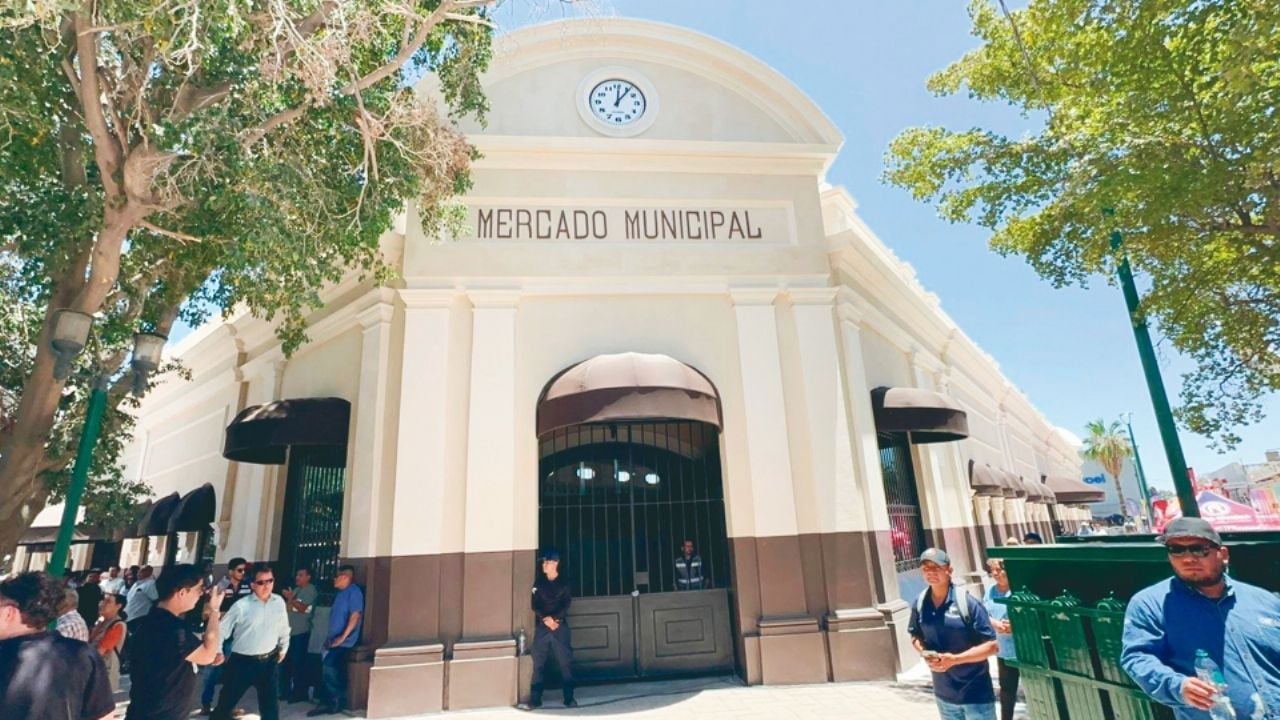 Gobernador Alfonso Durazo reinaugura Mercado Municipal Número 1 de Hermosillo