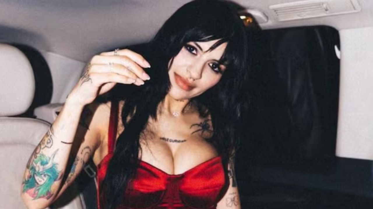 ¿Demandará a Christian Nodal? Cazzu llega a México con Inti y aclara si habrá reencuentro