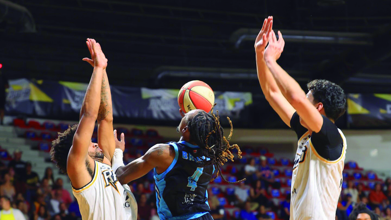 Un ‘Rayo’ enciende la duela en el Sonora; El campeón despierta en los playoffs
