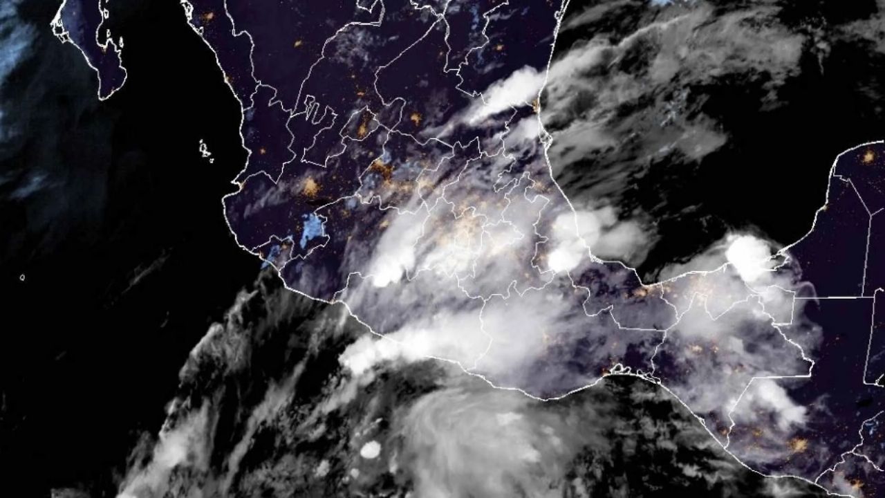 SMN: tormenta Alvin podría impactar costas y provocar lluvias intensas en México