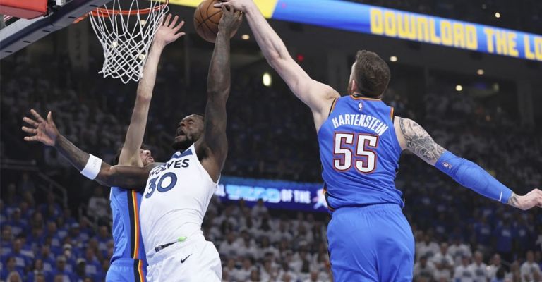 Randle tampoco estuvo a la altura