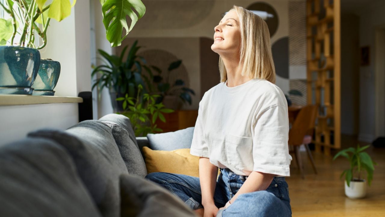 10 formas simples de recargar energía diaria cuándo dormir más no funciona