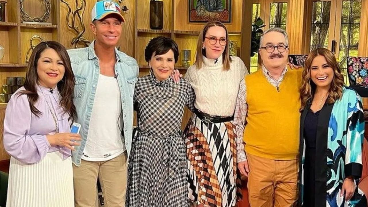 Perdió el habla: Conductora de ‘Ventaneando’ sufre crisis de salud; la atienden de urgencia