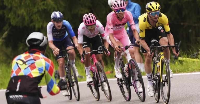 El mexicano encabezó la carrera por once días