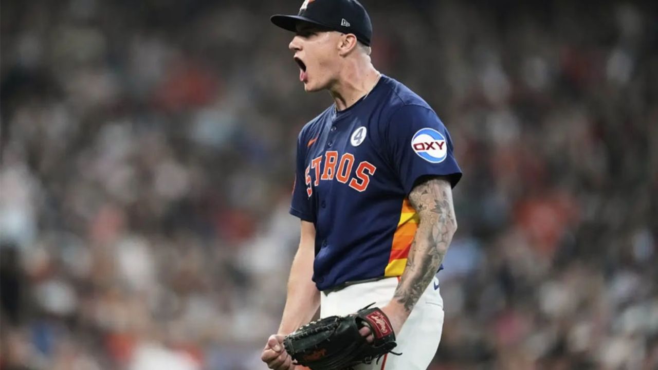 Brown es el primer pitcher con ocho victorias en GL y Astros dividen con Rays