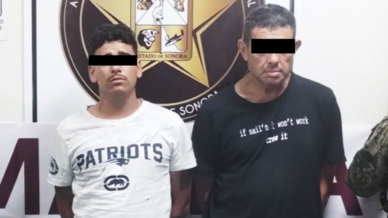 Ciudad Obregón: Los detienen por conducir auto robado y les hallan 15 dosis de crystal