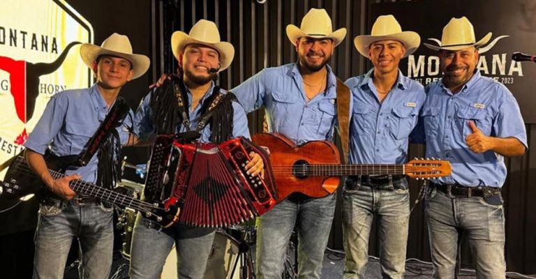 Leonardo Segura, de Grupo Eterno, fallece tras accidente en auto al ir a alta velocidad