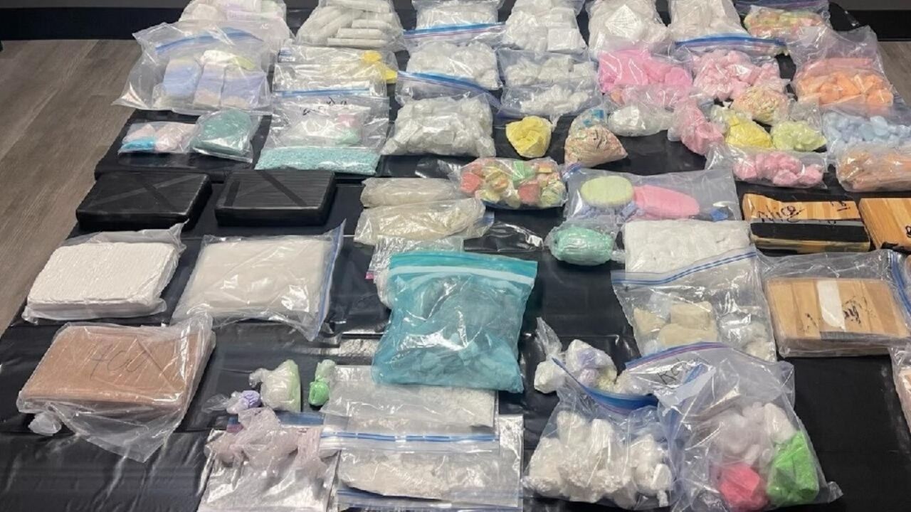 Estados Unidos atribuye caída de incautaciones de fentanilo a buena relación con México