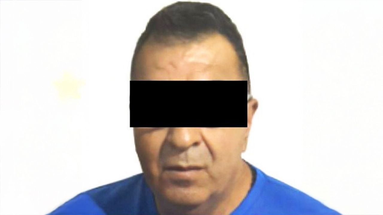 Sorprenden a individuo en posesión de rifle de asalto y narcótico al norte de Sonora