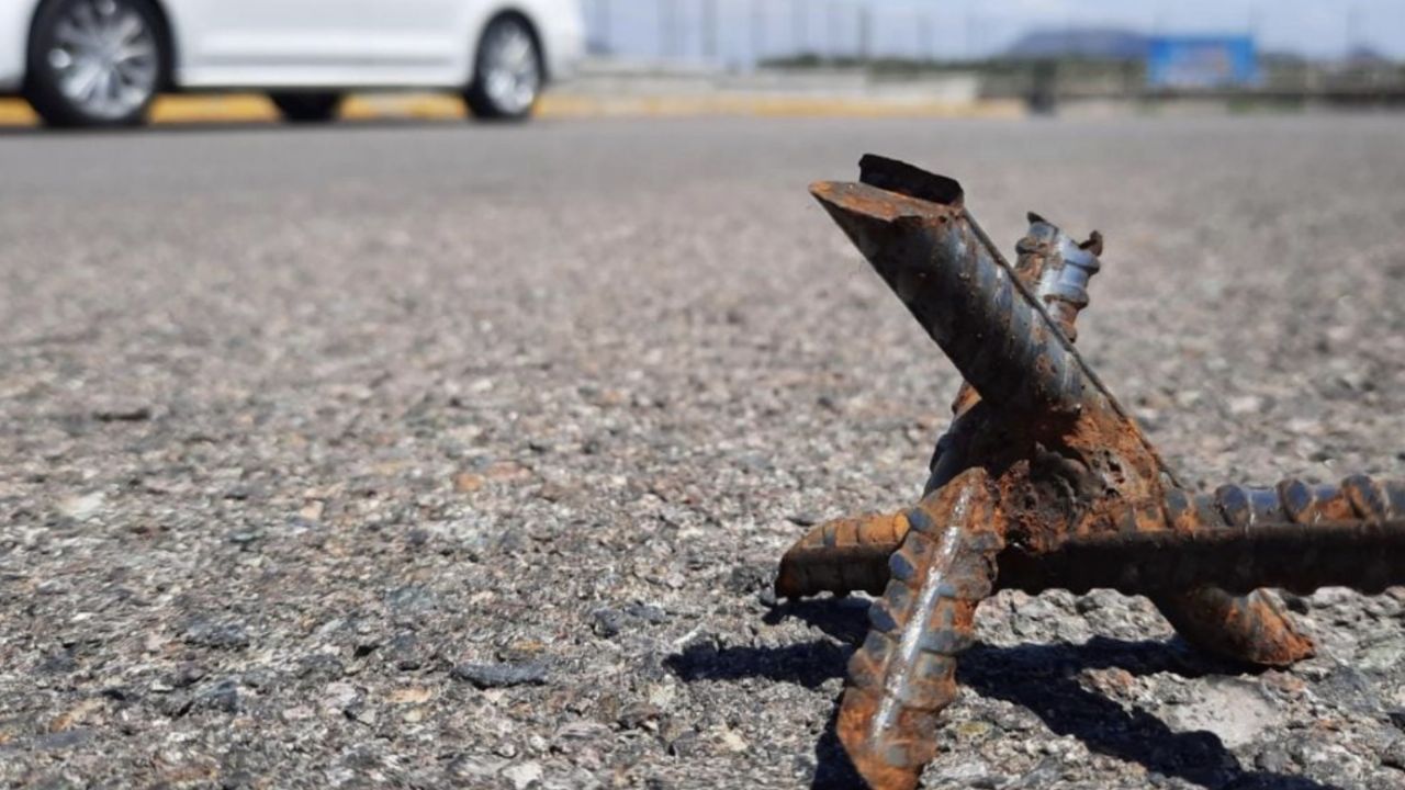 Golpe al crimen en Sonora: Detienen a 3 sujetos con arma larga tras lanzar ‘ponchallantas’