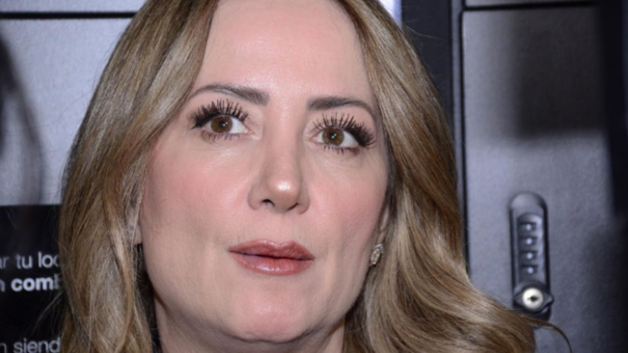 “Ellos sabrán”: Así reaccionó Andrea Legarreta a pregunta sobre ‘examante’ de Erik Rubín