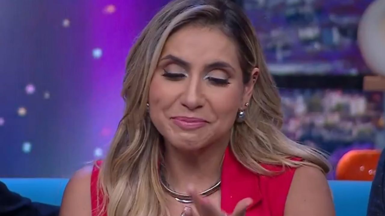 Adiós TV Azteca: Al borde del llanto, Jimena Longoria confirma que deja ‘Venga la Alegría’