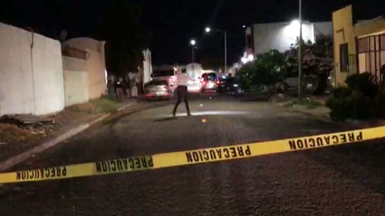 Se registra balacera y persecución al sur de Ciudad Obregón; hay autos y casas dañadas