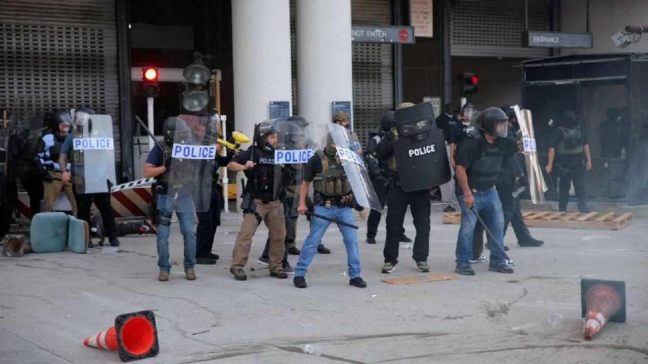 Redadas antimigrantes dejan 44 detenidos, entre ellos 11 mexicanos en Los Ángeles