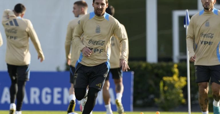 Messi y Argentina reciben a Colombia