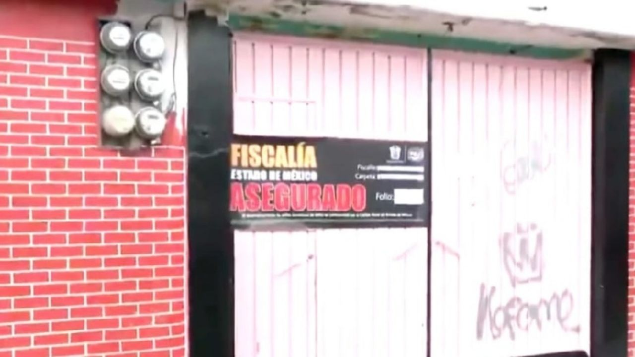 Comando armado asesina a familia ligada a venta de drogas en su vivienda de Tecámac