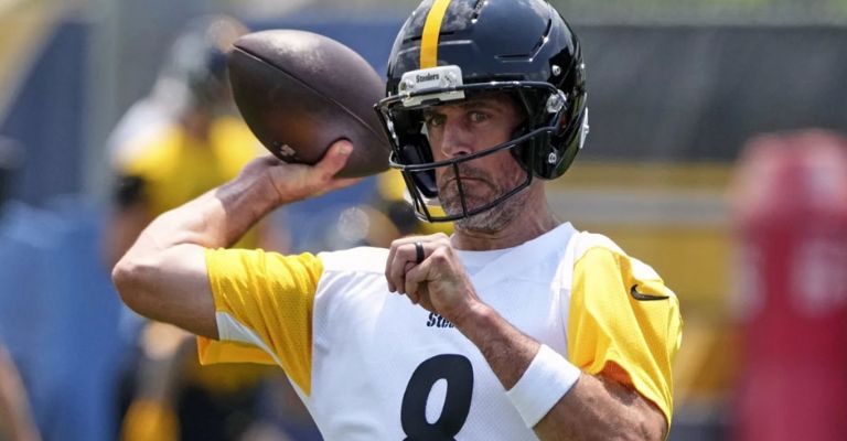 El veterano mariscal de campo se dice feliz de estar en este lugar