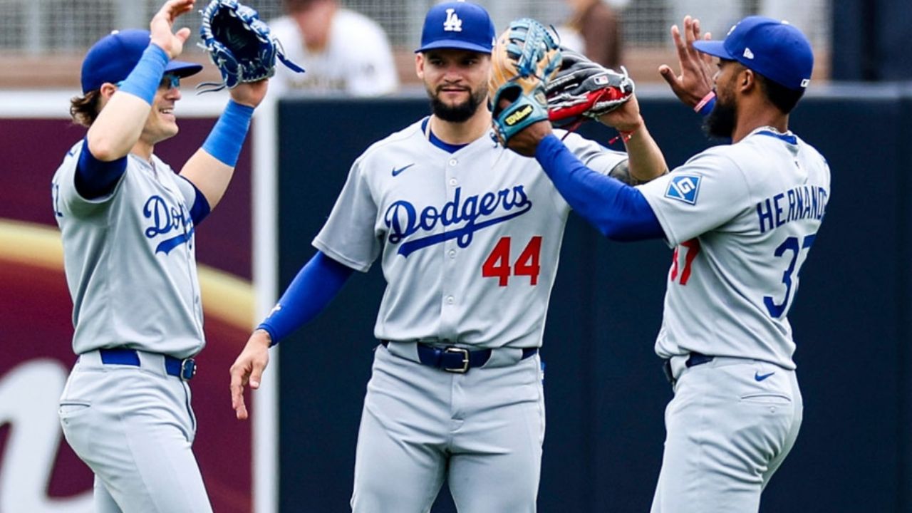 Teoscar encabeza el ataque y Dodgers se llevan el triunfo y la serie ante Padres