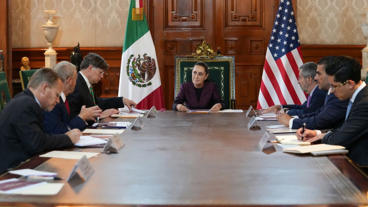 Sheinbaum expresó a Landau, subsecretario de Estado de EU, rechazo a redadas en Los Ángeles