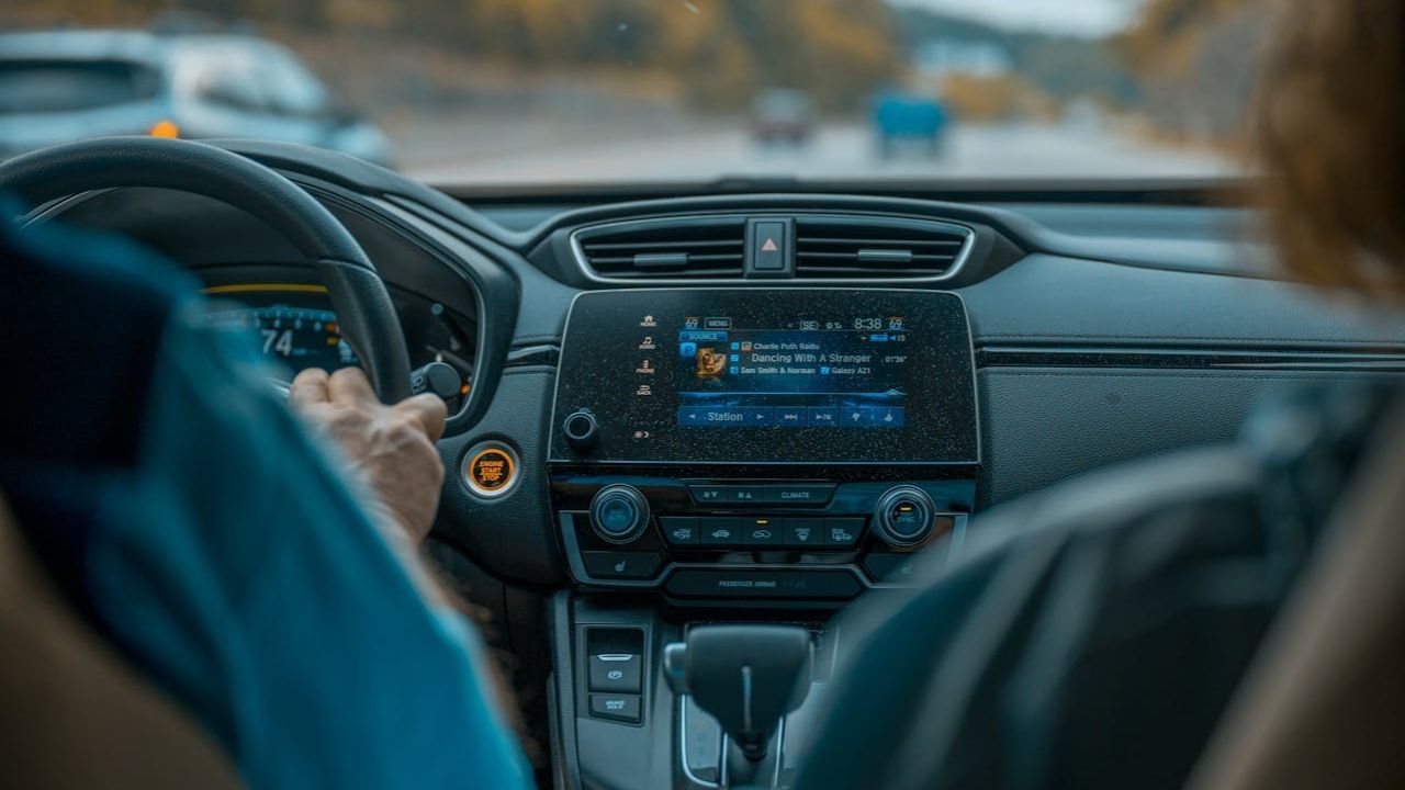 Miituo el seguro de auto flexible, alternativa de ahorro en 2025