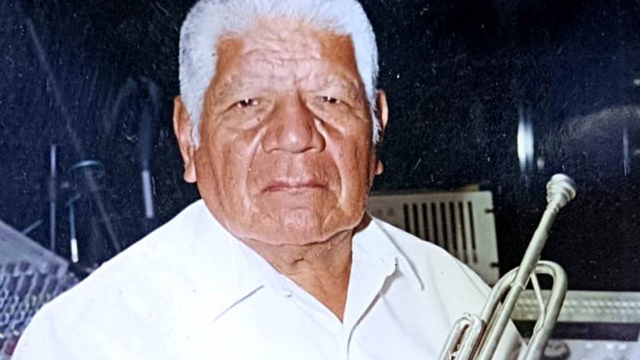 Don Jorge Zupo, de 95 años, un sonorense que destaca por su amor a la trompeta