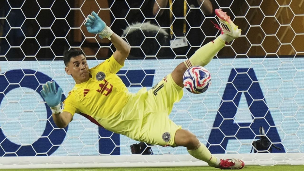 Ustari y no Messi, resulta el héroe en el debut del Inter Miami en el Mundial de Clubes
