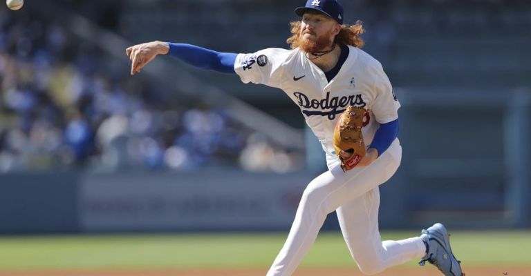 May fue el pitcher de la victoria