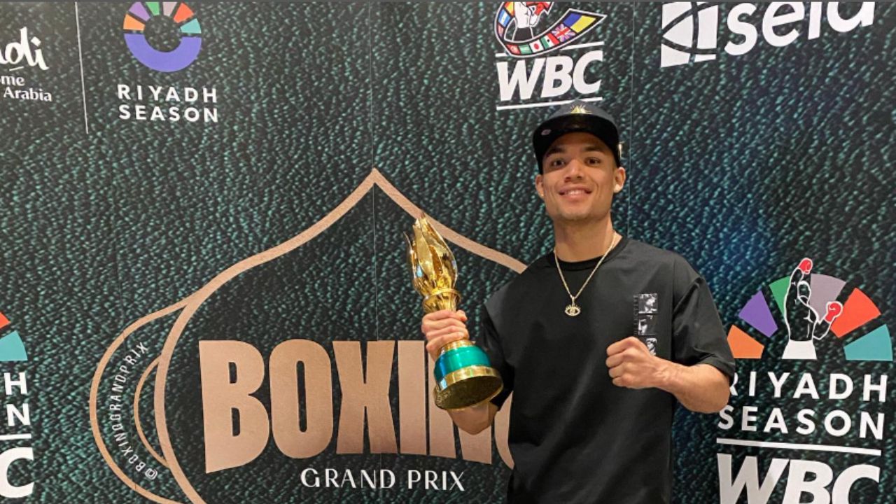 El sonorense Misael Cabrera busca el boleto a semifinales en la Copa Mundial del CMB